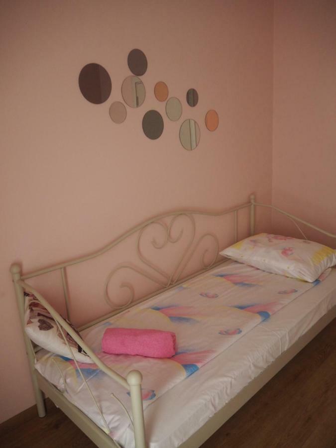 Apartment Marija Sremska Mitrovica Buitenkant foto